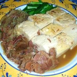 牛肉の大和煮缶を使ったお手軽肉豆腐